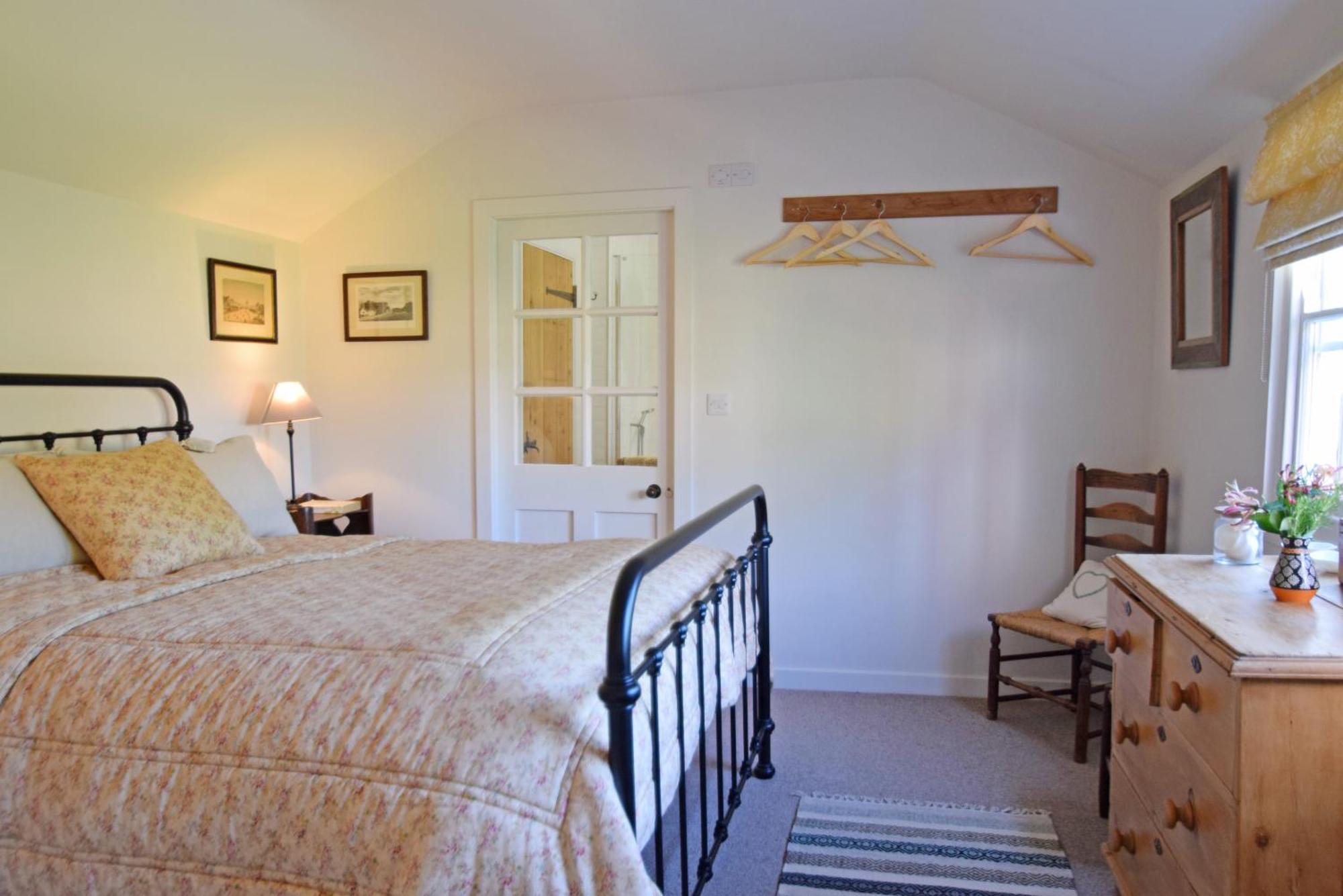The Red Shed Entire For 2 Private Garden And Parking 2 Miles From Bury St Edmunds Holiday home