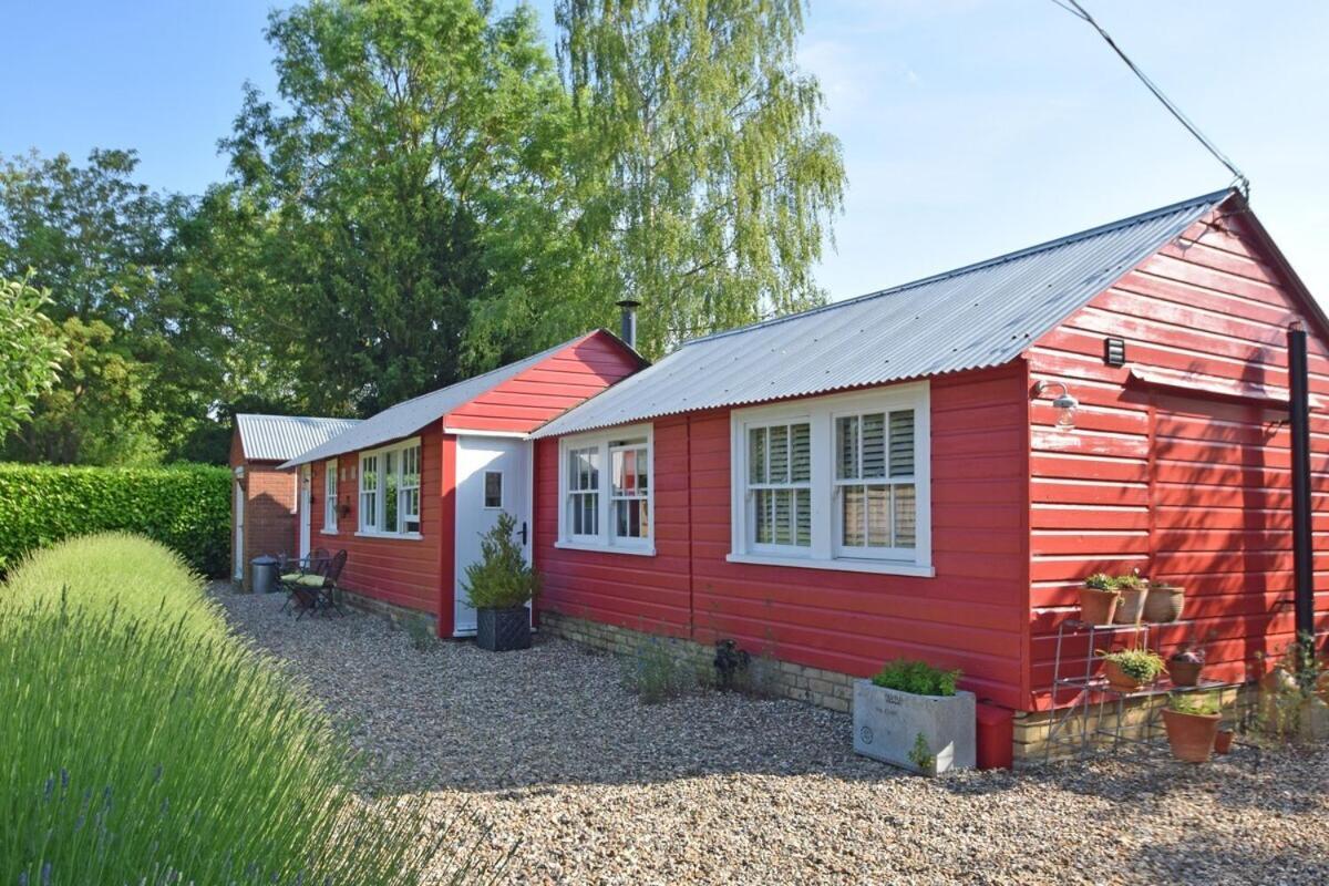 The Red Shed Entire For 2 Private Garden And Parking 2 Miles From Bury St Edmunds Whepstead